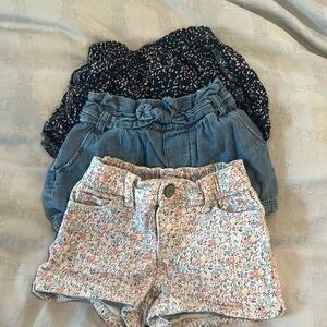 Bundle 3 pairs baby Gap shorts - 18-24 months and 2T